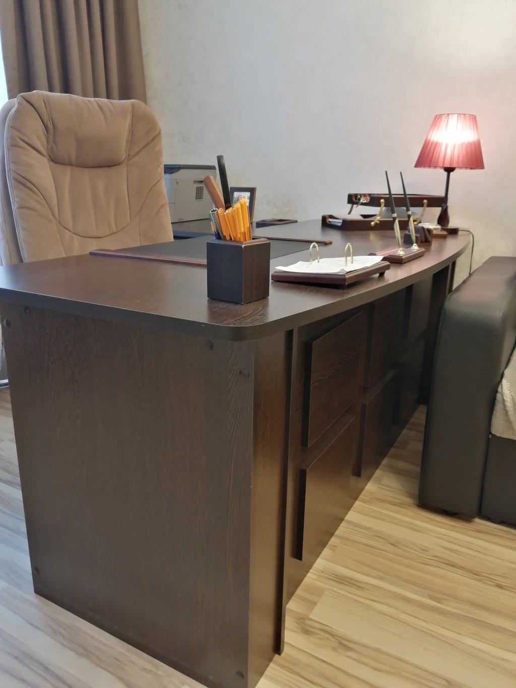 bestmebelshop.ru интернет-магазин - Стол руководителя Монти BMS