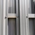 Хамское отношение к клиентам и не соблюдают технологию установки и покраски забора