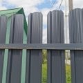 Хамское отношение к клиентам и не соблюдают технологию установки и покраски забора